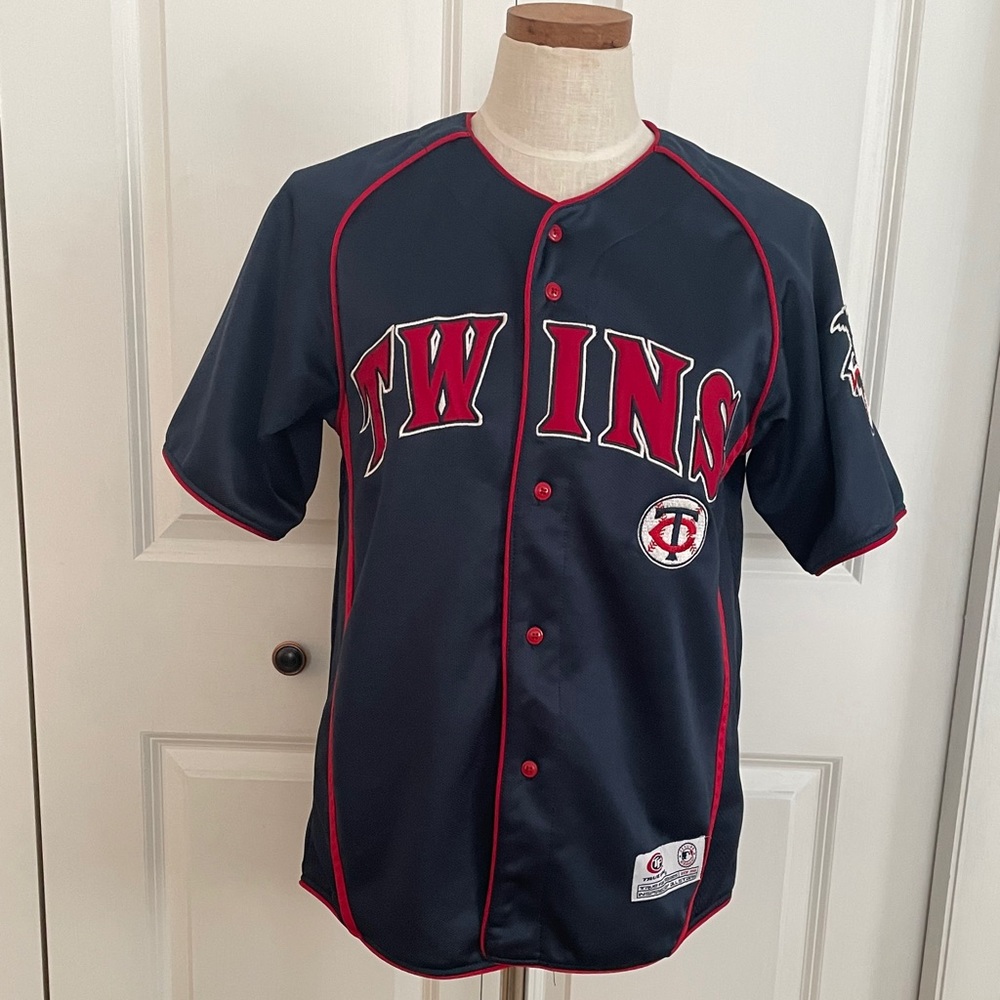 Minnesota Twins jersey.